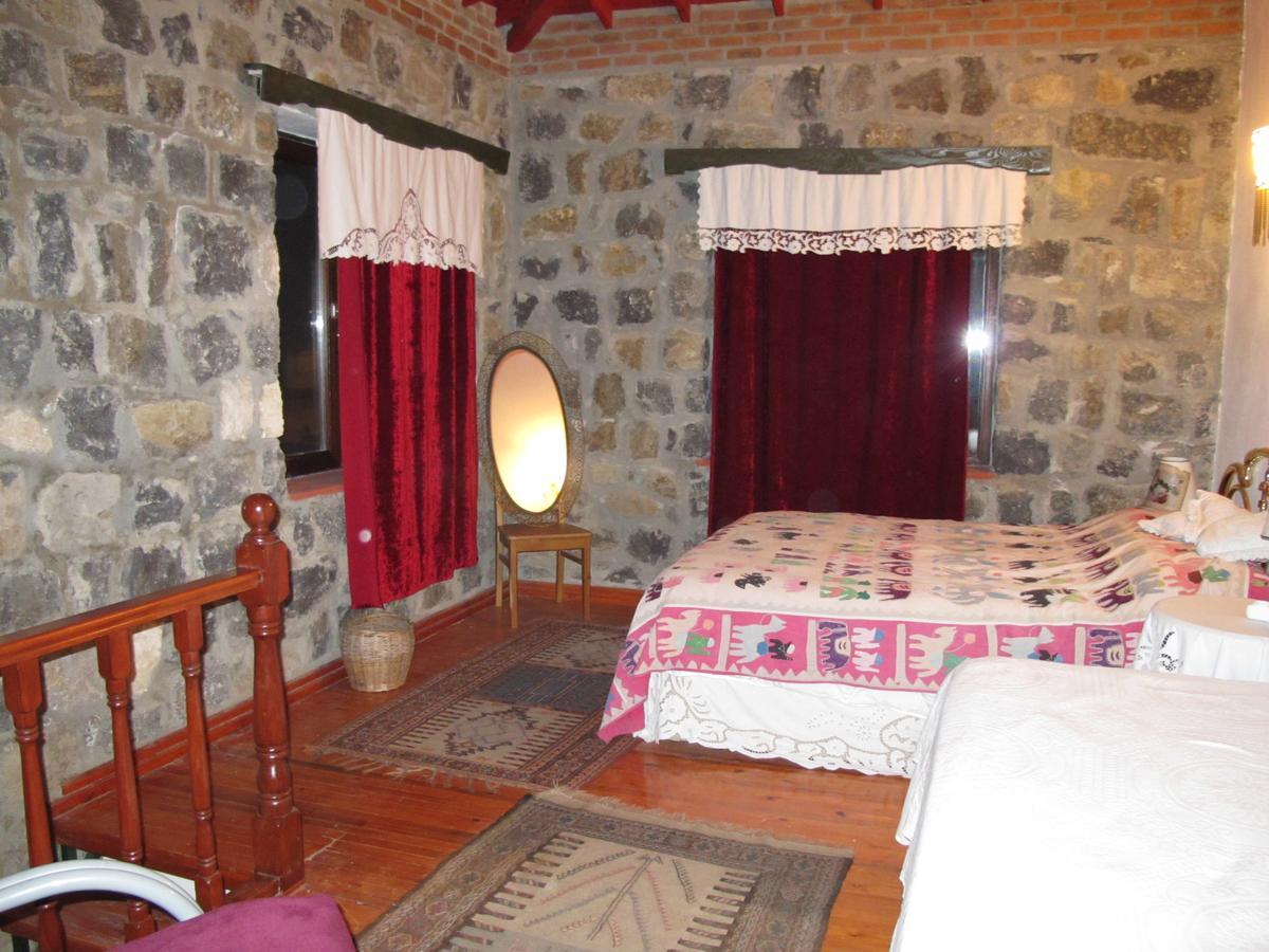 Karaburun Bahce Bed & Breakfast Екстериор снимка